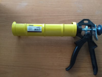 БИБЕР 60107 Пистолет для герметиков 9''¶полукорпусной усиленный (40)